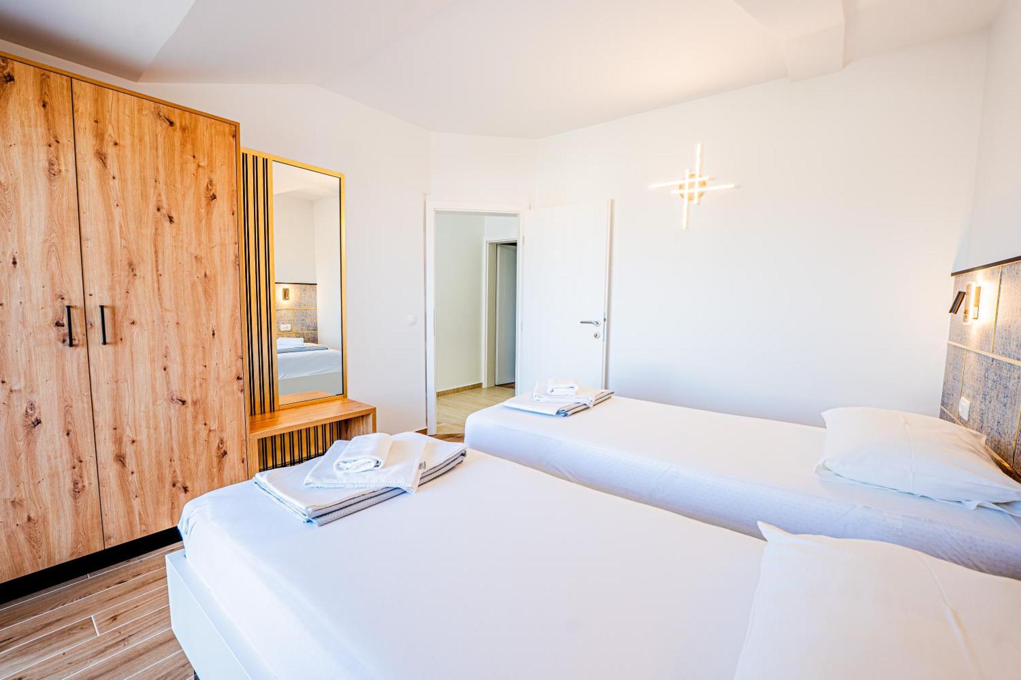 Resort Trcol Novalja Eksteriør billede
